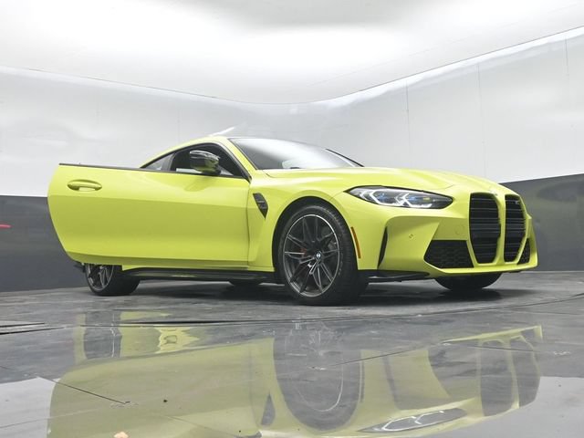 Used 2021 BMW M4 Competition w/ Executive Package RWD image 76