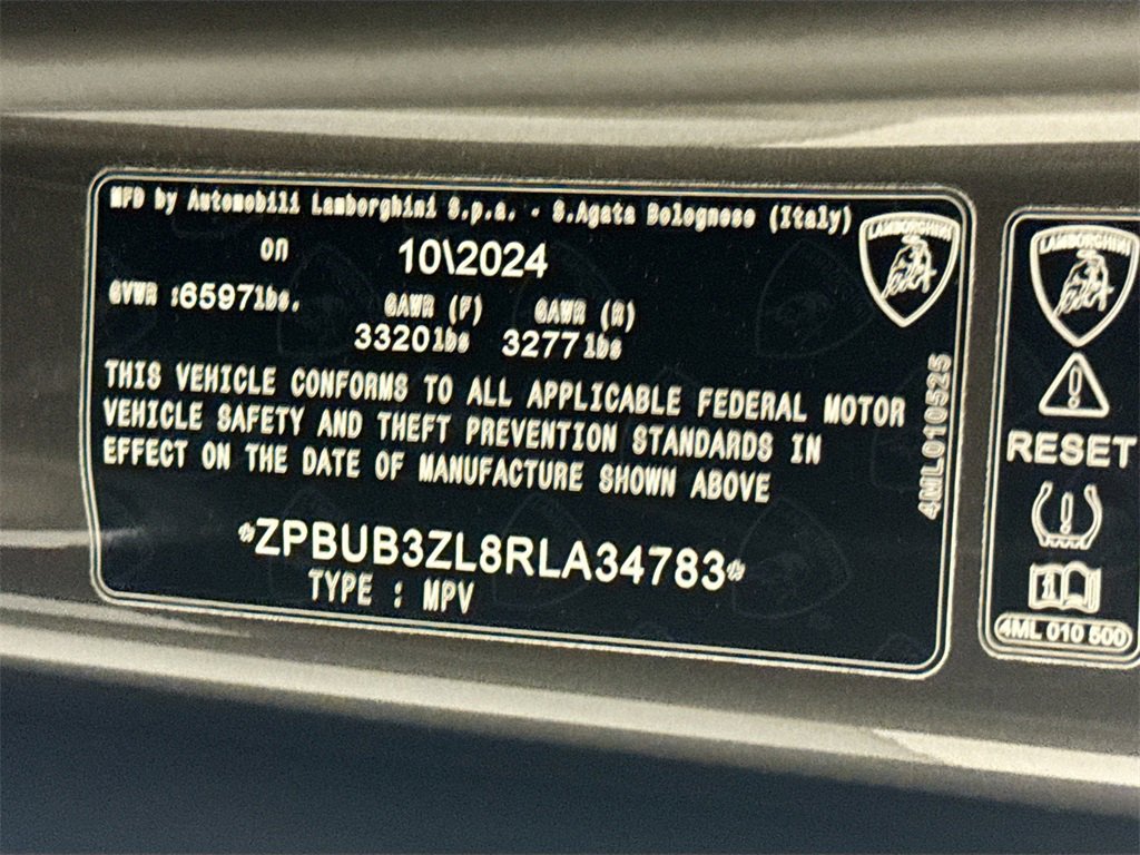 Used 2024 Lamborghini Urus S image 34