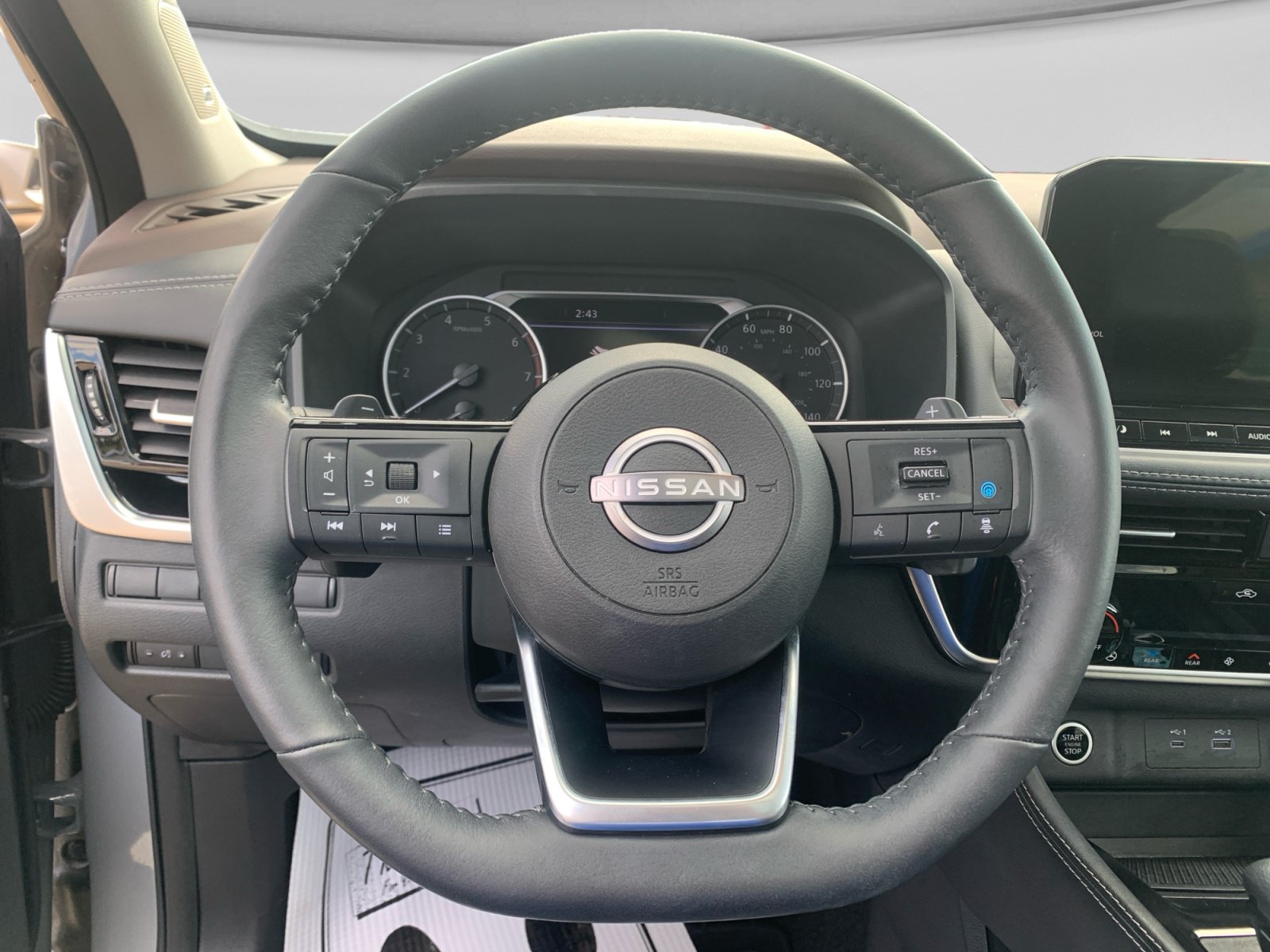 Used 2023 Nissan Rogue SL w/ SL Premium Package FWD image 27