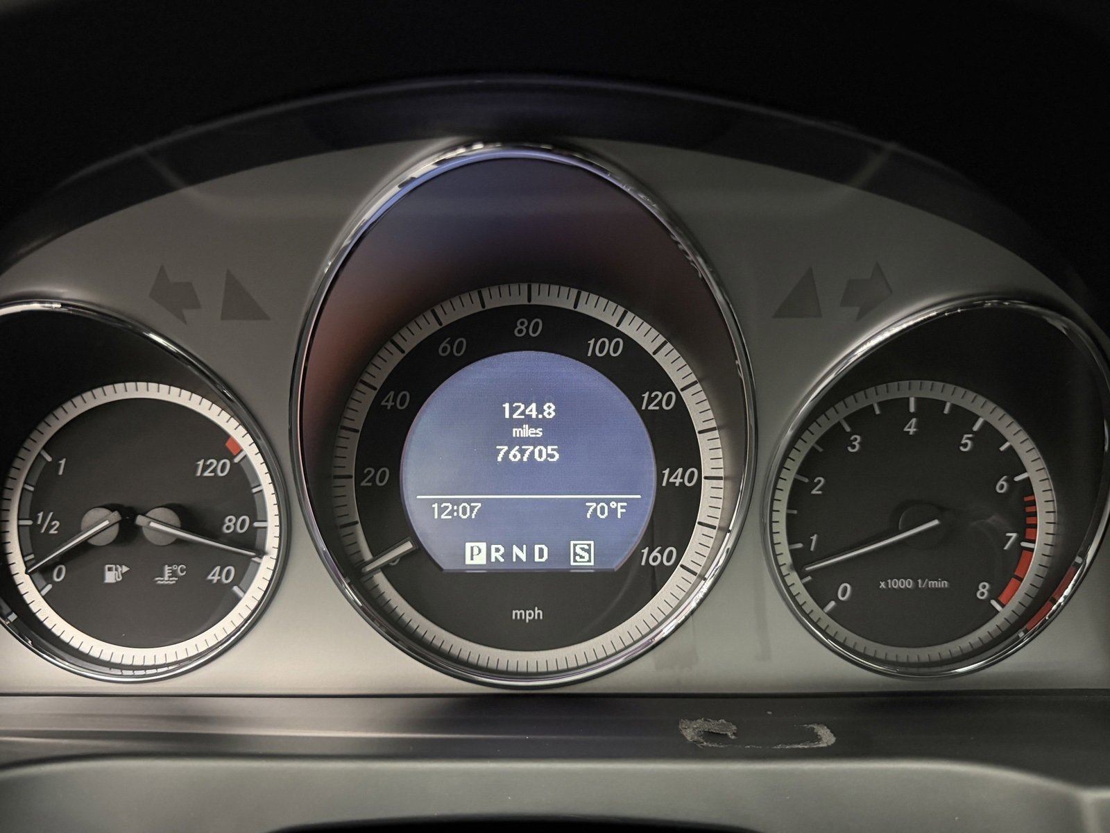 Used 2009 Mercedes-Benz C 300 Sedan image 25