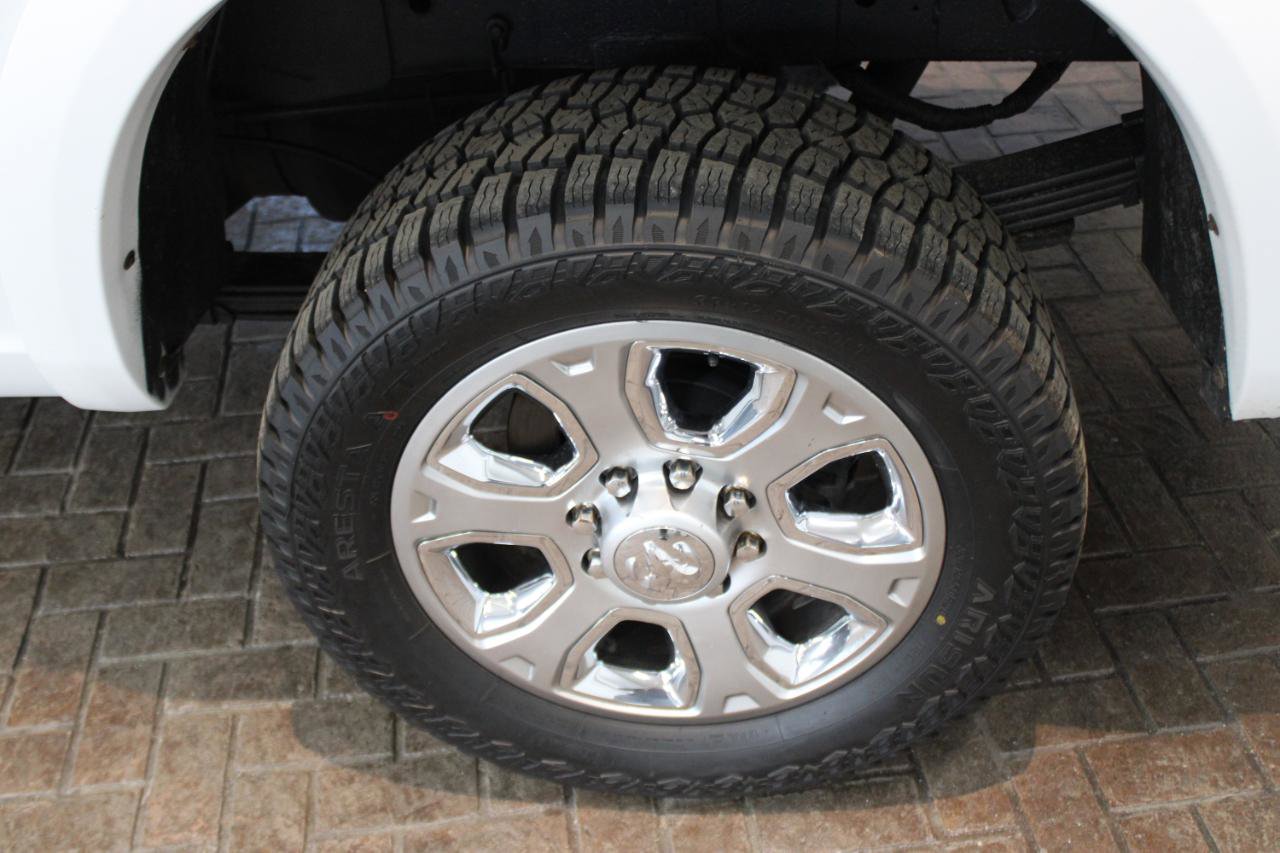 Used 2014 RAM 3500 Laramie w/ Convenience Group image 8