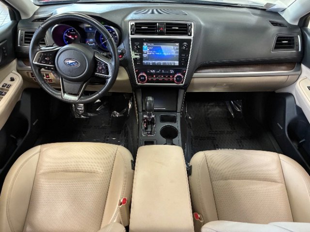 Used 2018 Subaru Outback 2.5i Limited AWD/4WD image 3