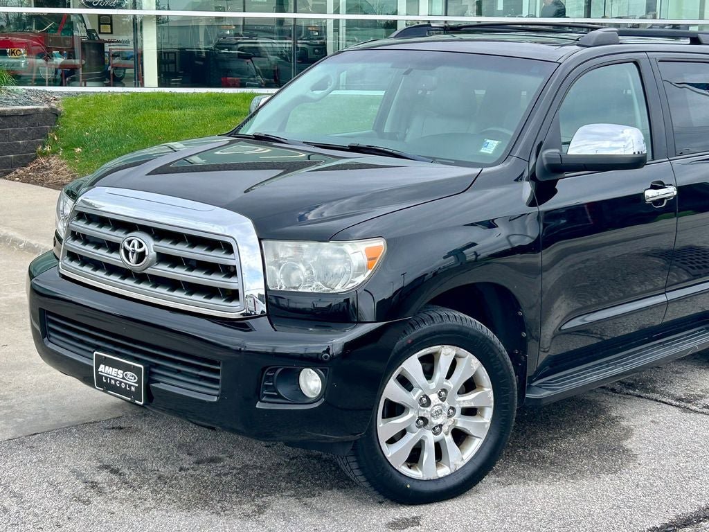 Used 2013 Toyota Sequoia Limited AWD/4WD image 2