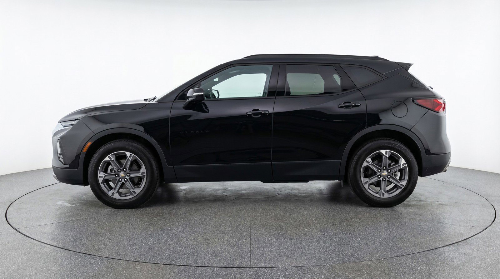 Used 2025 Chevrolet Blazer LT image 5