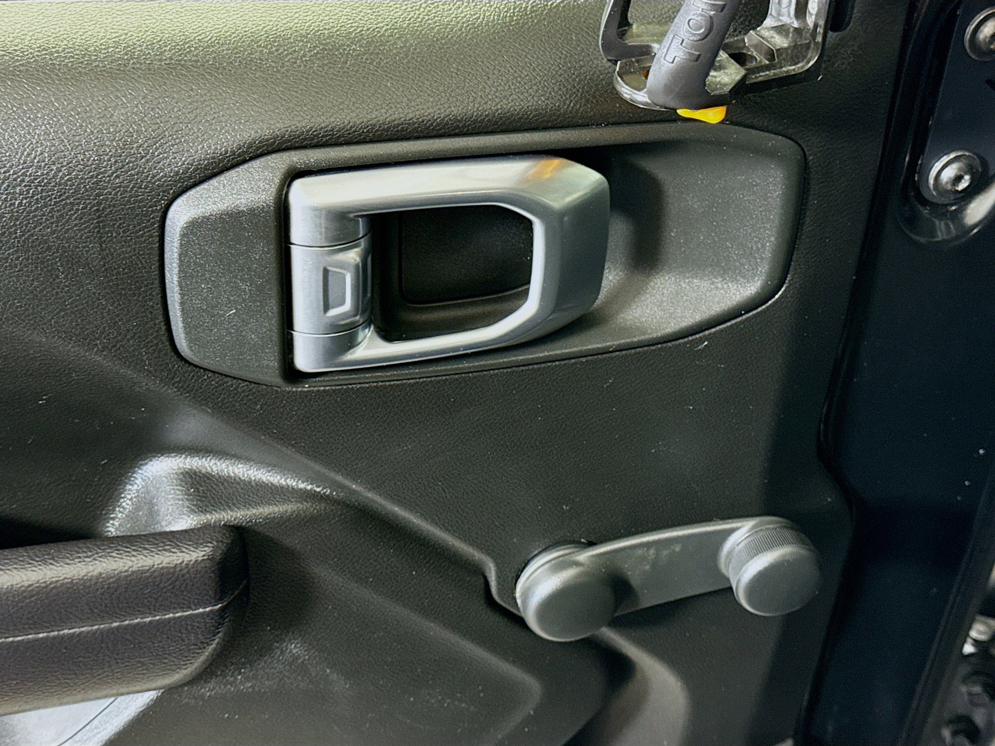 Used 2024 Jeep Wrangler Sport image 24