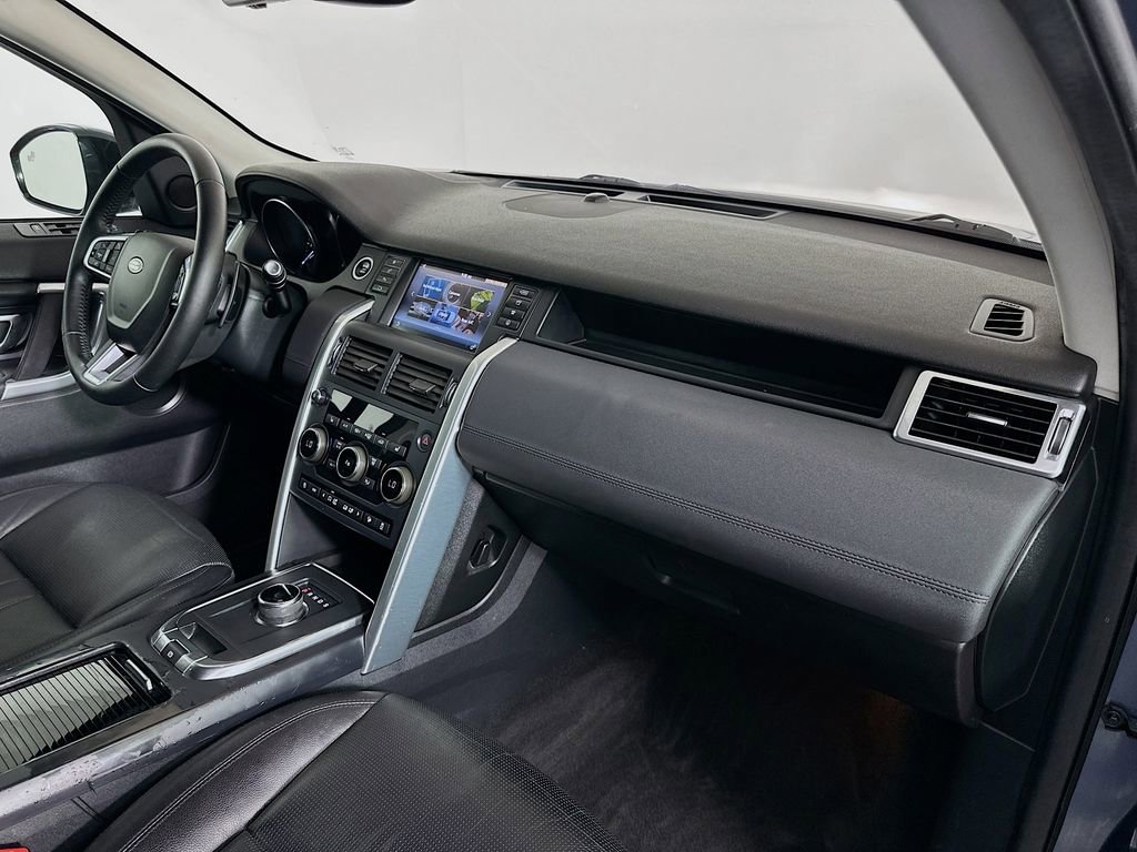 Used 2019 Land Rover Discovery Sport SE AWD/4WD image 28