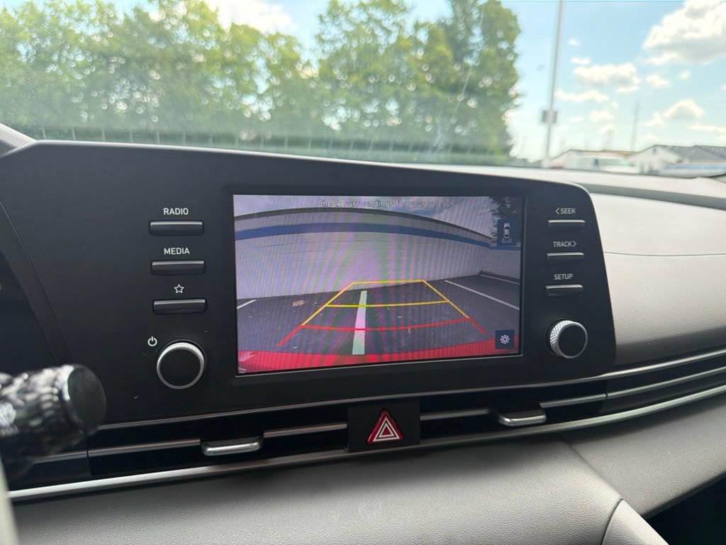 Used 2023 Hyundai Elantra SE FWD image 28