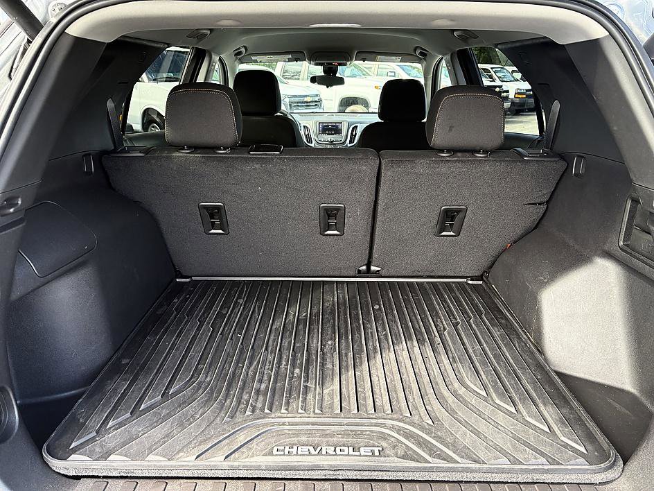 Used 2024 Chevrolet Equinox LT FWD image 12