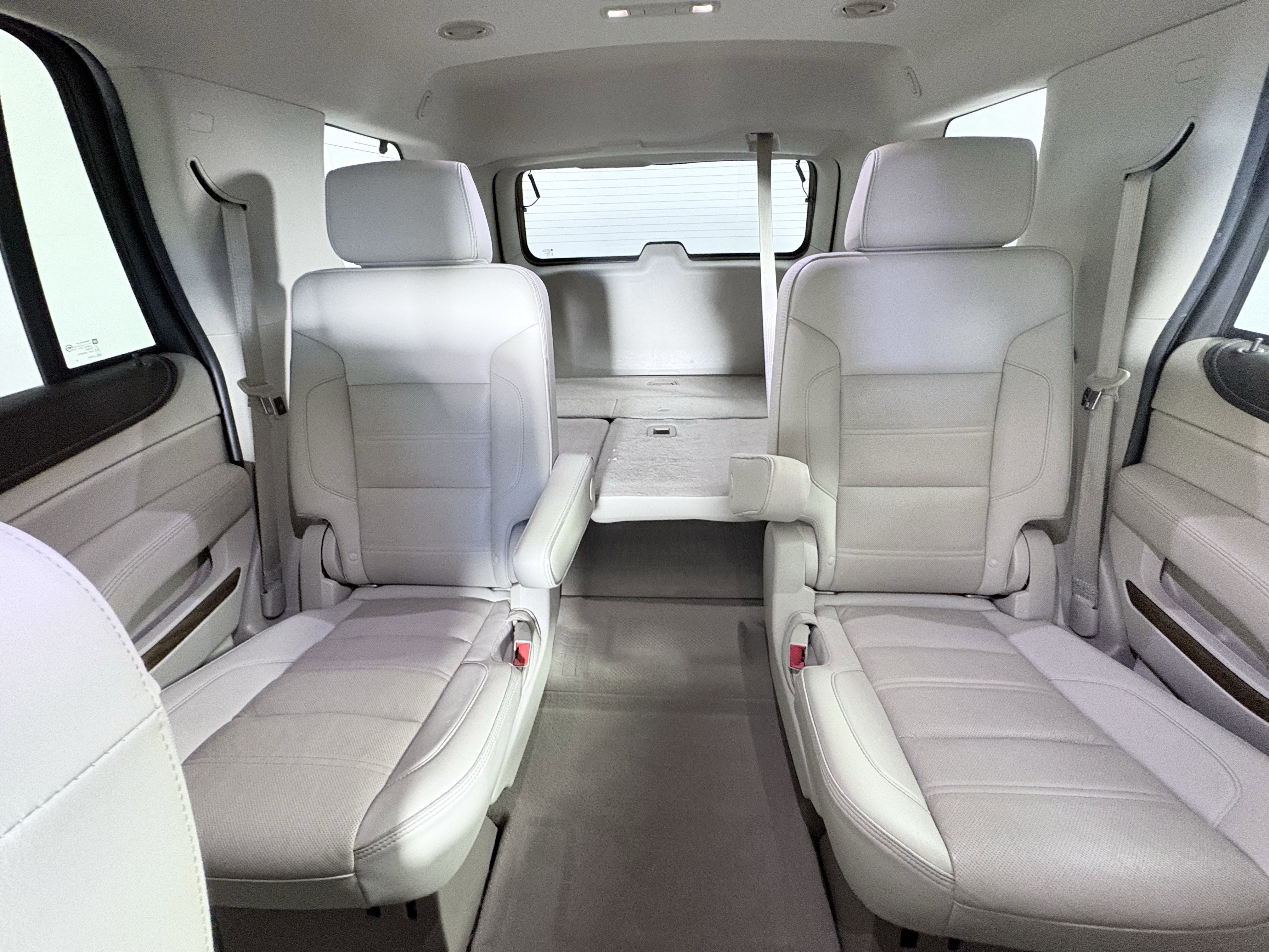 Used 2019 GMC Yukon Denali image 25