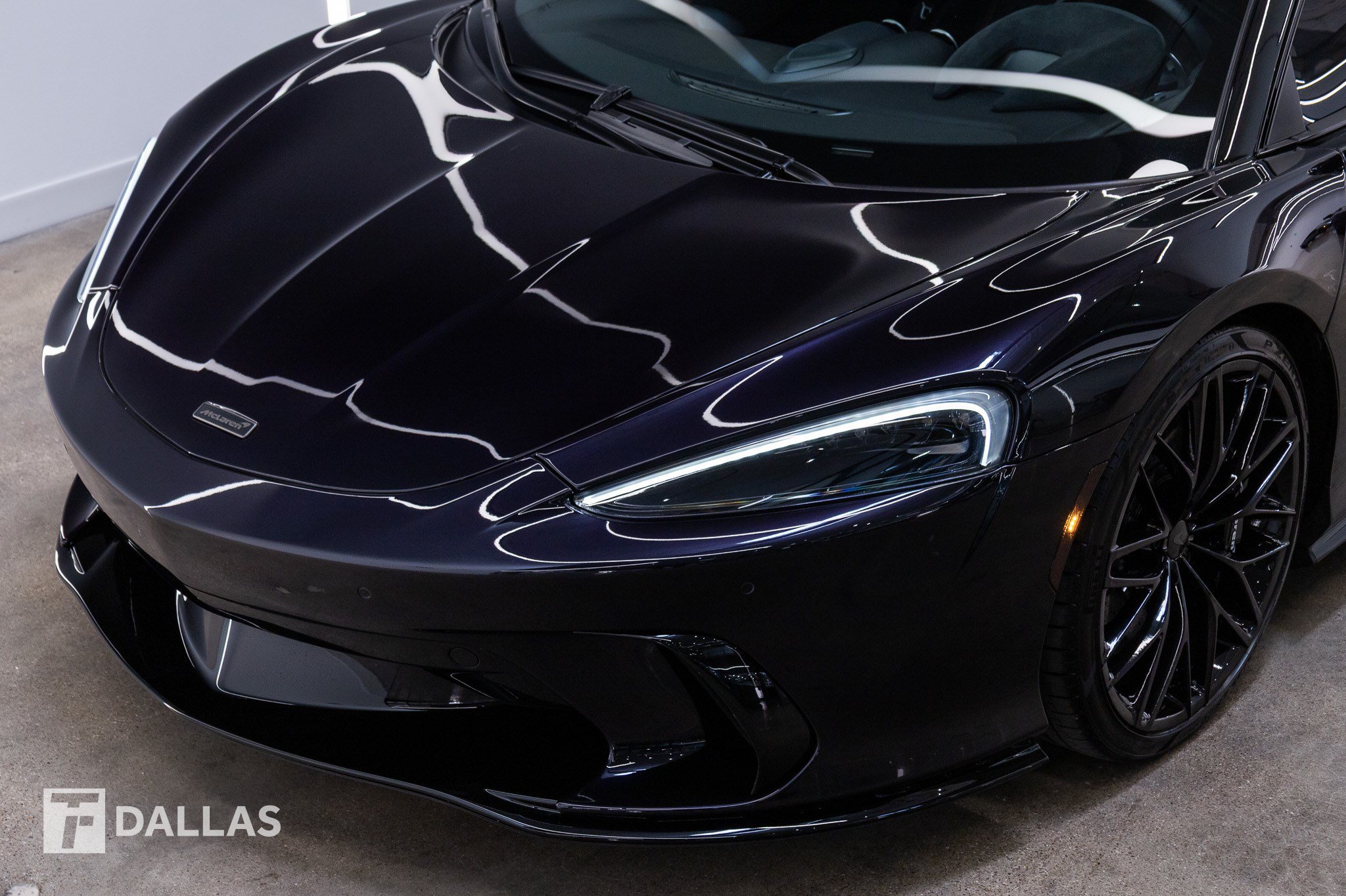 Used 2025 McLaren GTS RWD image 3