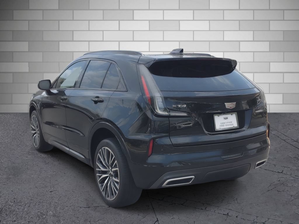 Certified 2024 Cadillac XT4 Sport FWD image 3