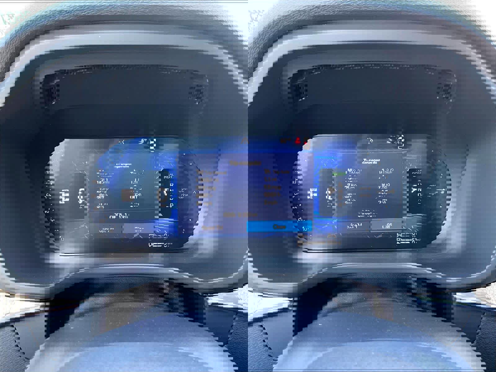 Used 2026 Volvo XC60 T8 Plus w/ Climate Package image 23