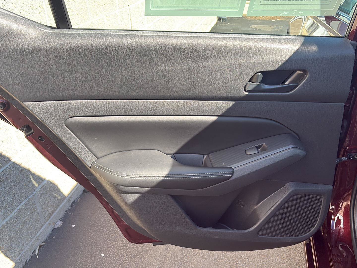 Used 2025 Nissan Altima 2.5 SV FWD image 27