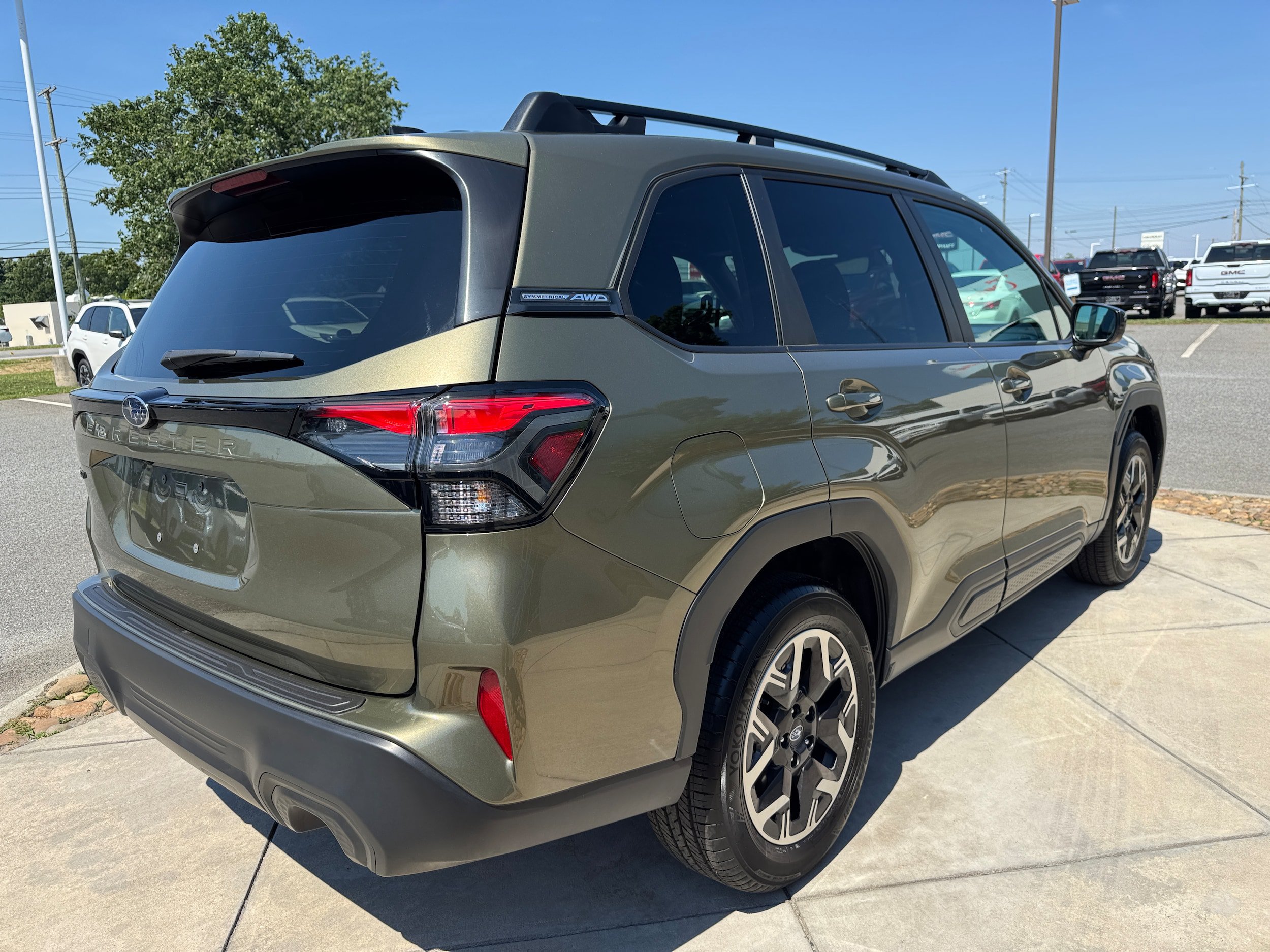 Certified 2026 Subaru Forester Premium w/ Base/Premium Plus Package AWD/4WD image 6