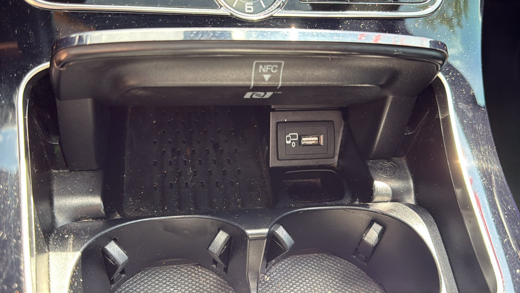 Used 2020 Mercedes-Benz E 350 Sedan image 31