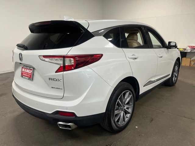 Used 2023 Acura RDX w/ Technology Package AWD/4WD image 3