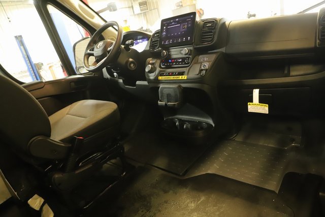 Used 2024 RAM ProMaster 3500 image 22