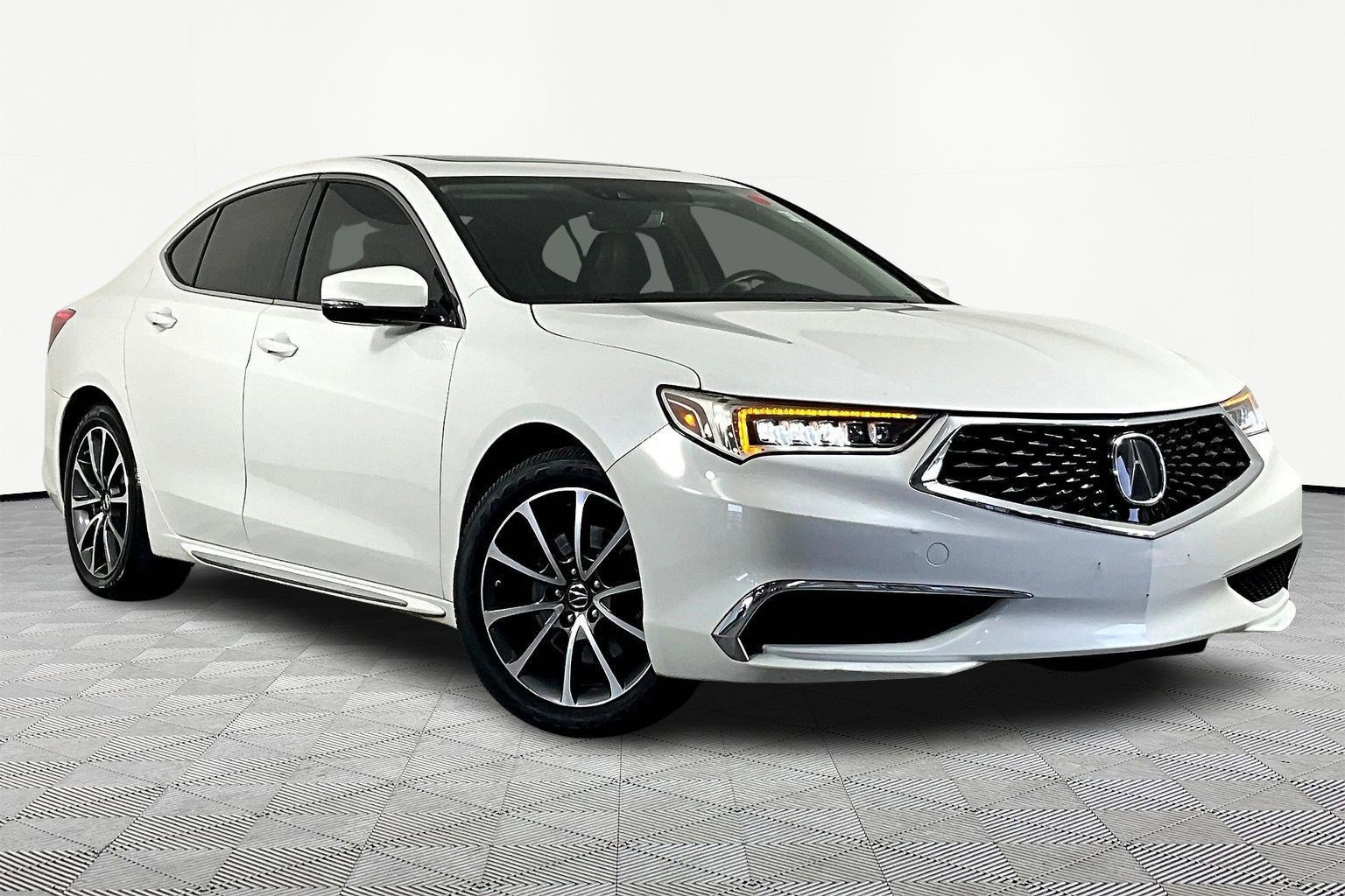 Used 2018 Acura TLX V6 SH-AWD w/ Technology Pkg image 3