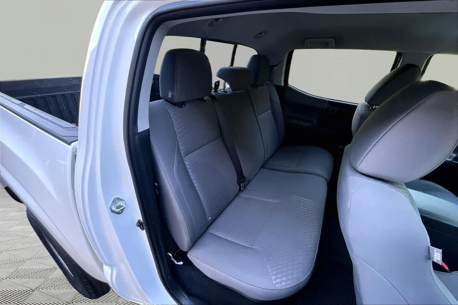 Certified 2023 Toyota Tacoma SR AWD/4WD image 18