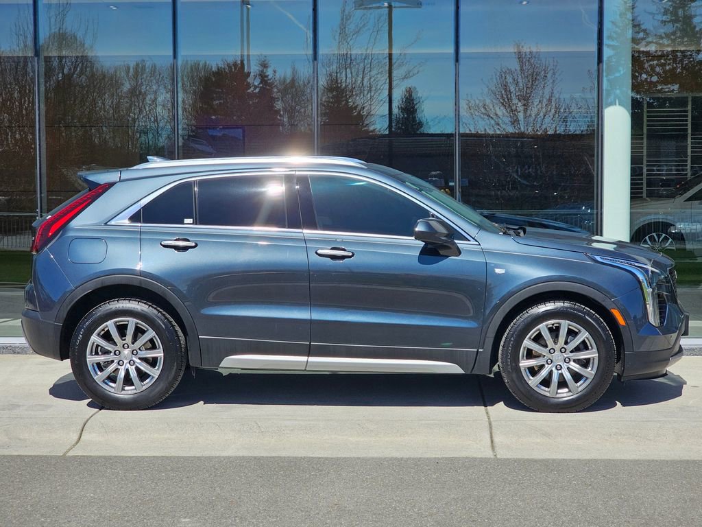 Used 2019 Cadillac XT4 Premium Luxury w/ Cold Weather Package image 6