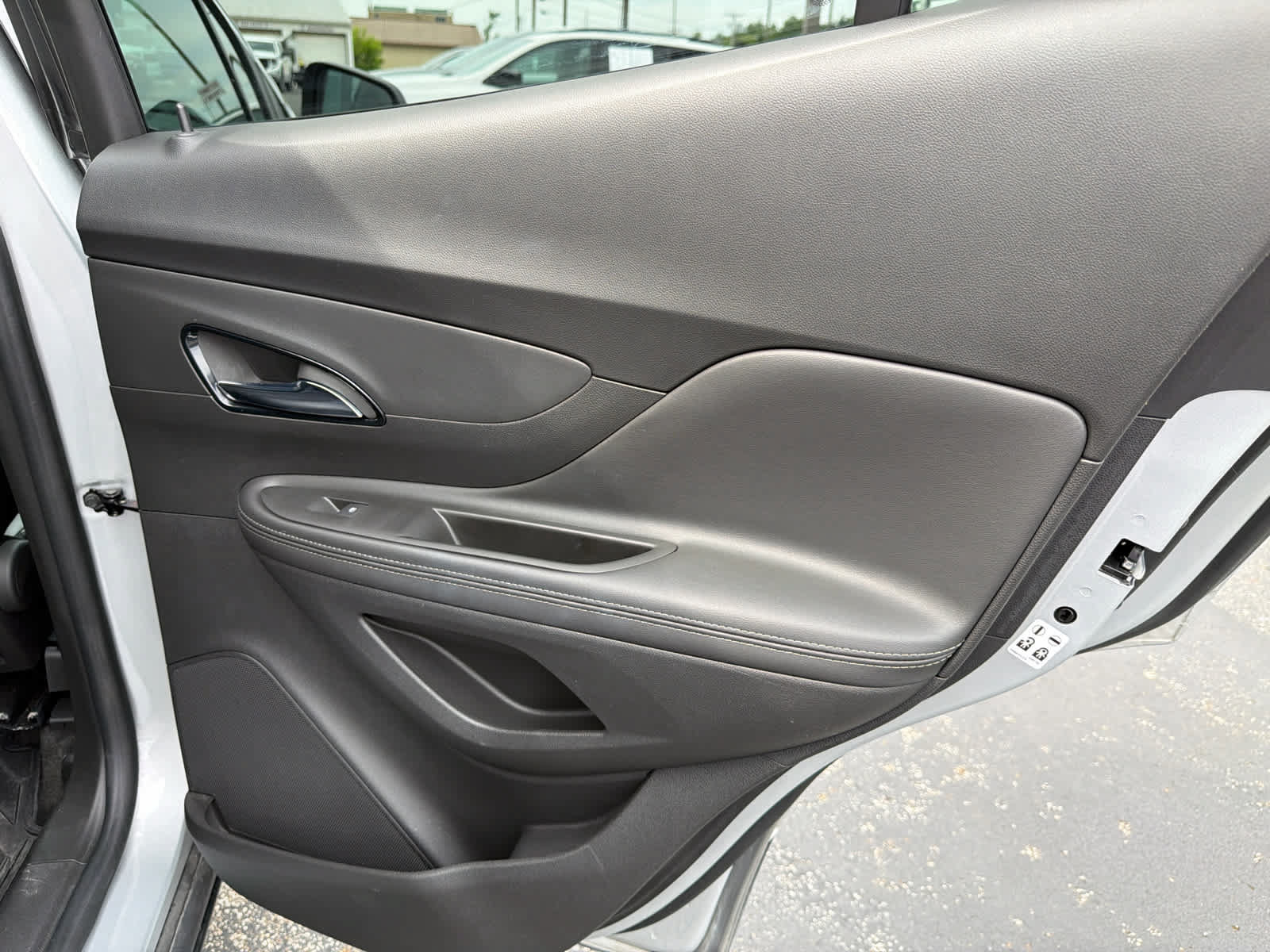 Used 2022 Buick Encore Preferred w/ Safety Package AWD/4WD image 25