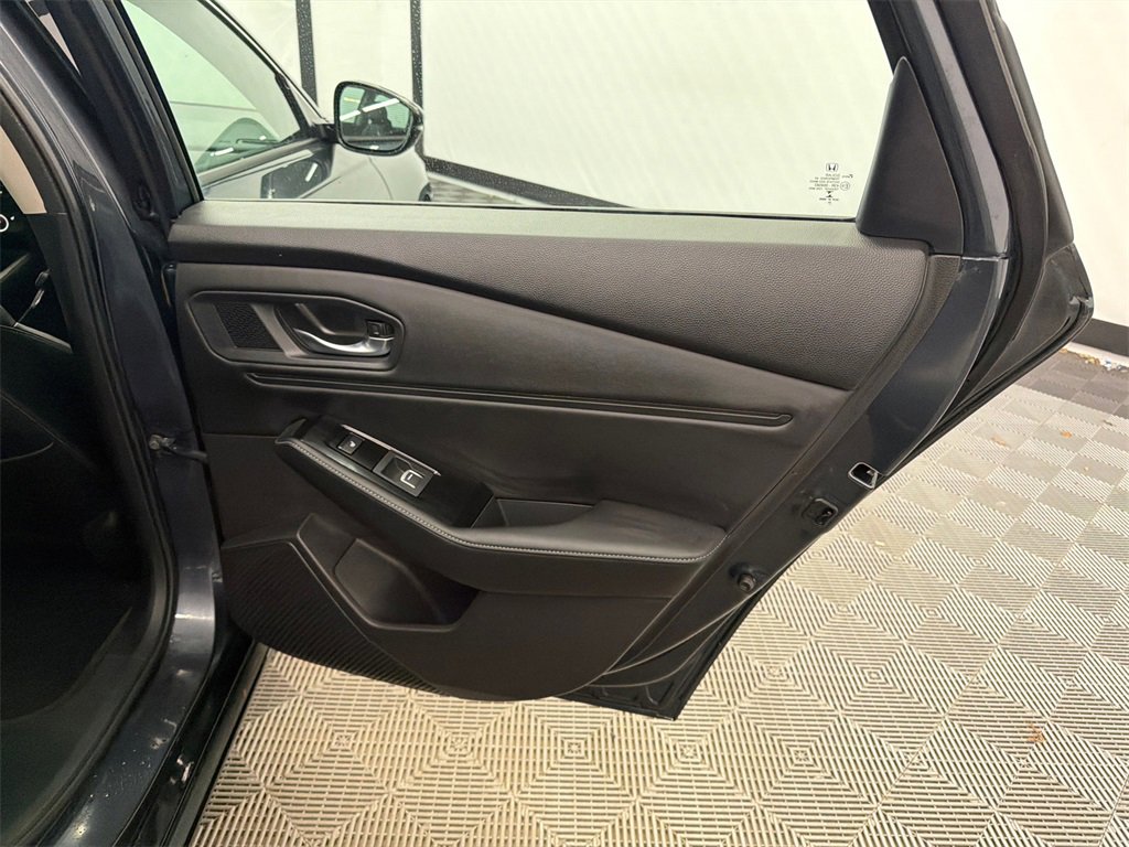 Used 2023 Honda Accord Touring image 18