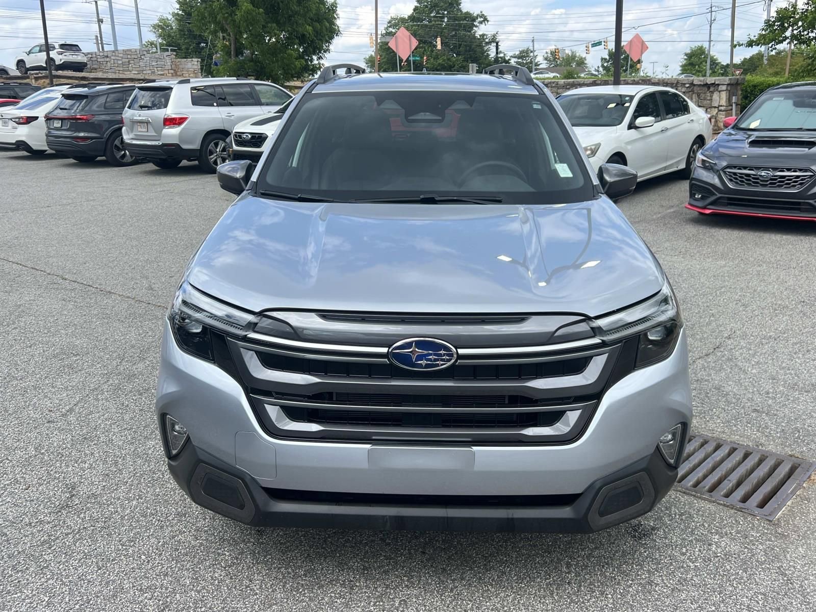 Certified 2025 Subaru Forester Limited AWD/4WD image 2