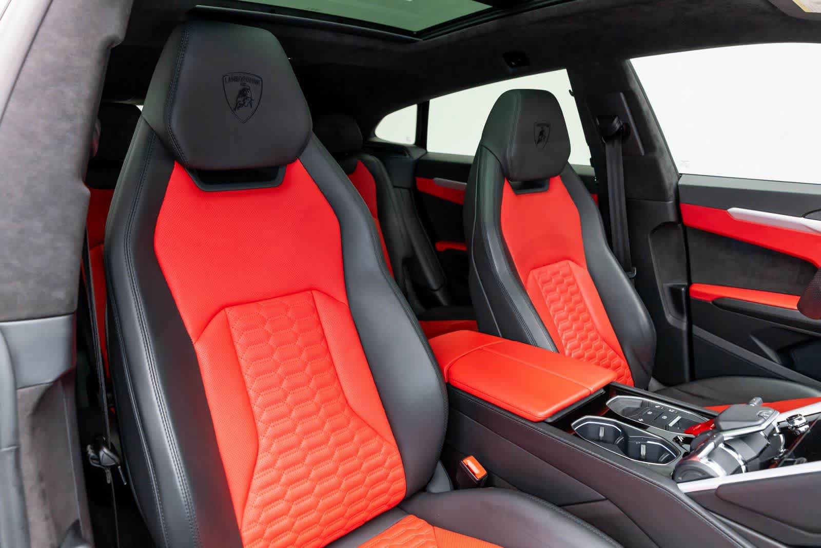 Used 2022 Lamborghini Urus image 63