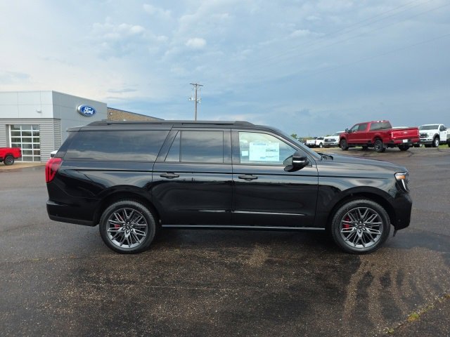 New 2025 Ford Expedition Max Platinum image 8