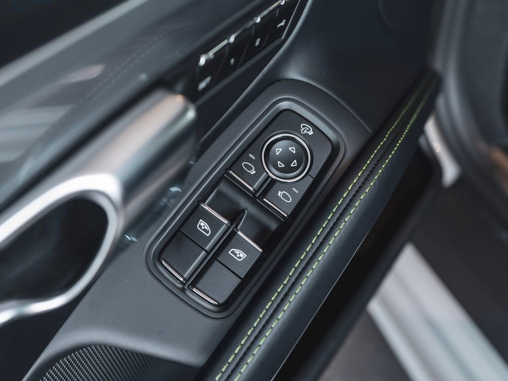 Used 2025 Porsche 718 Boxster S image 28