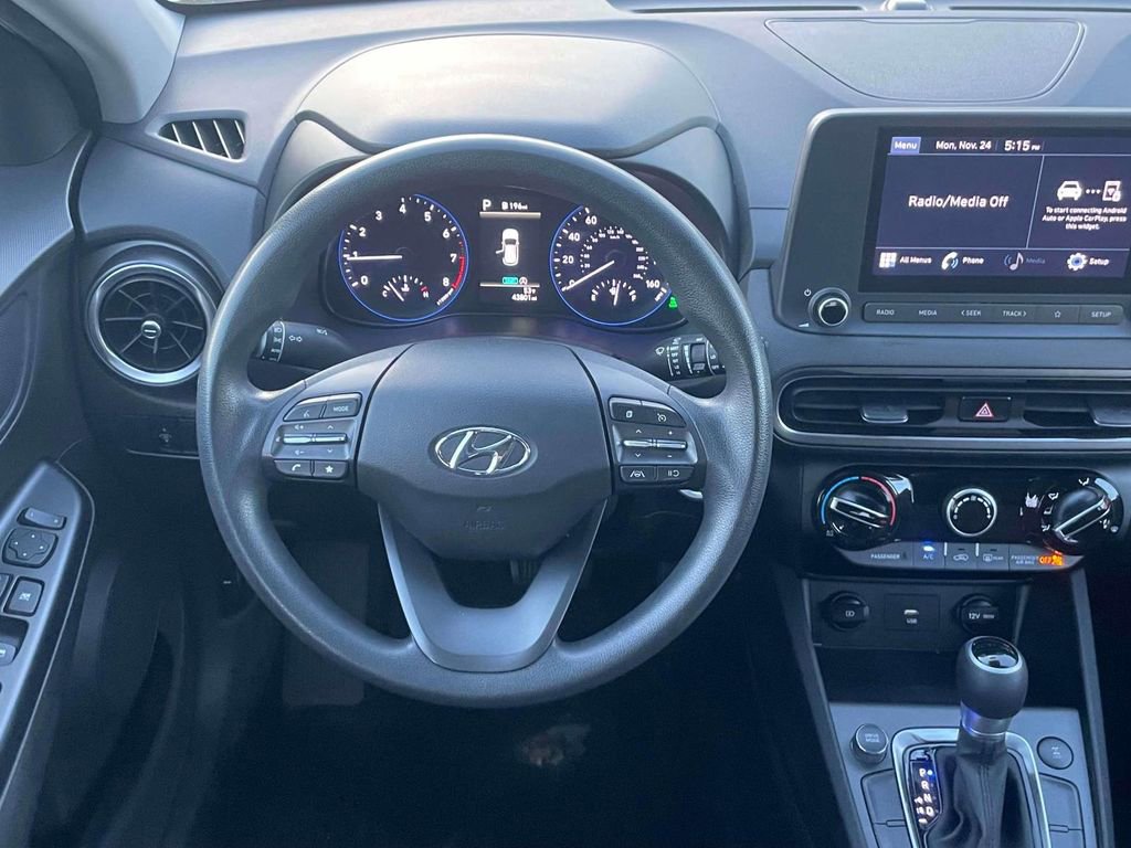 Used 2022 Hyundai Kona SEL image 14