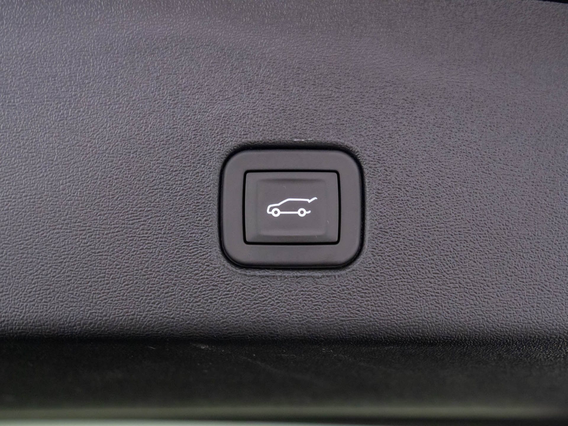 New 2026 Cadillac Optiq Luxury 1 AWD/4WD image 31