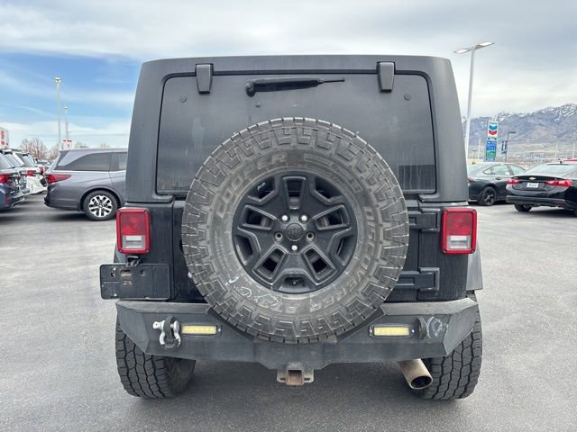 Used 2018 Jeep Wrangler Unlimited Sahara image 4
