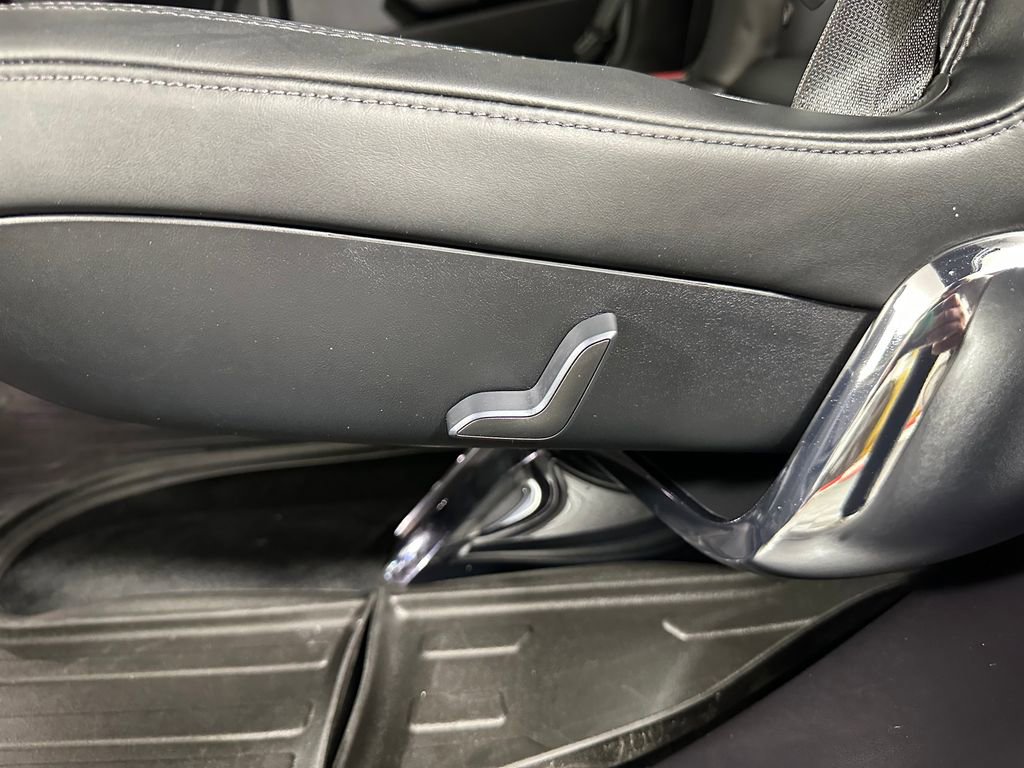 Used 2023 Tesla Model X image 24