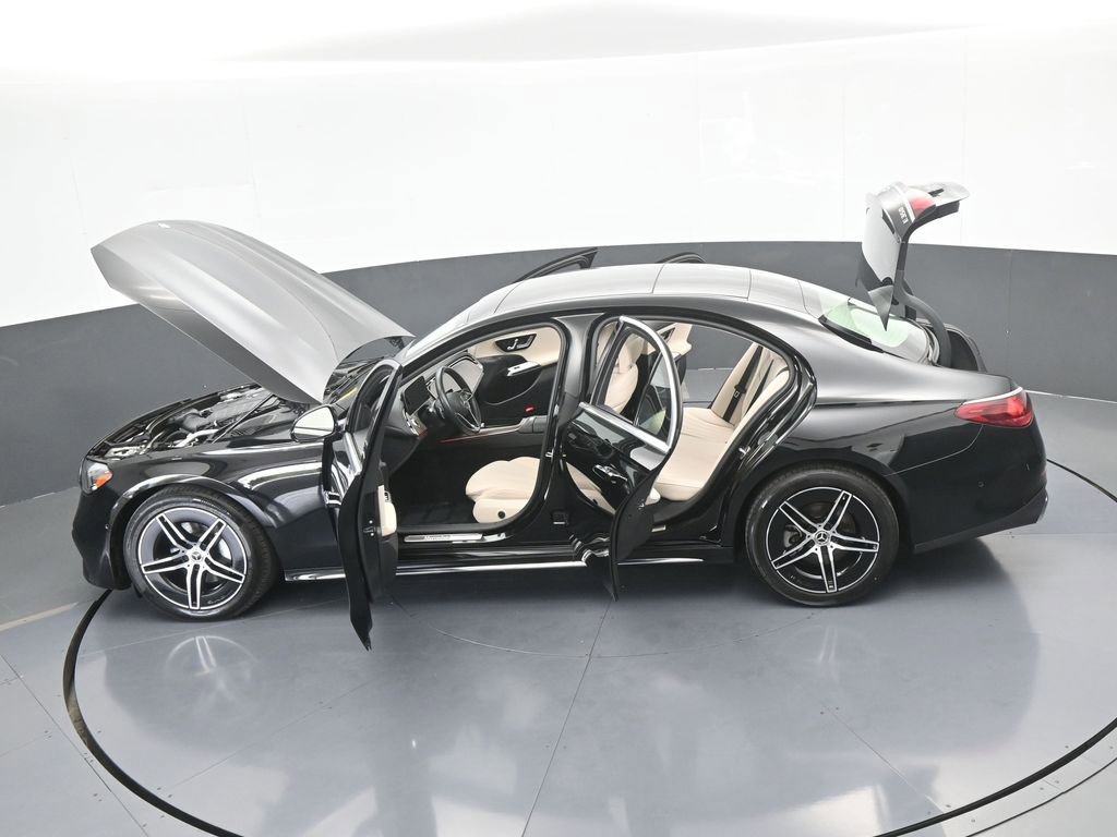 Used 2025 Mercedes-Benz E 350 4MATIC Sedan image 70