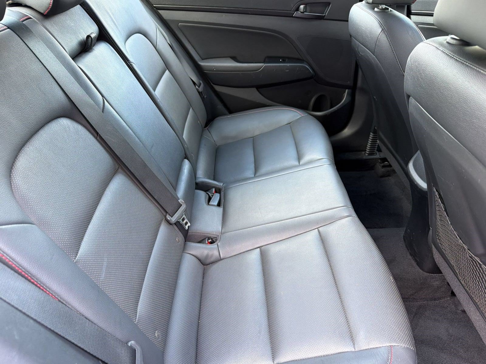 Used 2018 Hyundai Elantra Sport w/ Sport Premium Package 03 FWD image 31