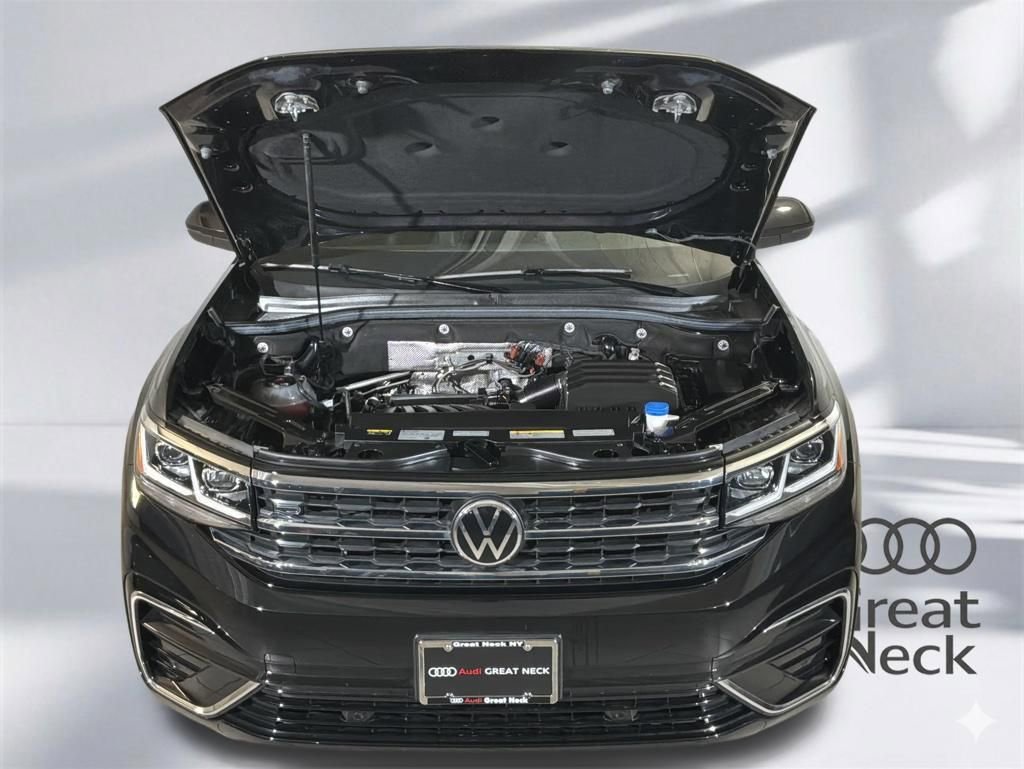 Used 2022 Volkswagen Atlas SEL R-Line image 17