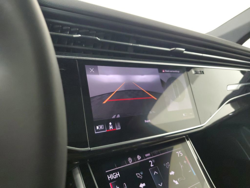 Used 2025 Audi Q7 2.0T Premium w/ Convenience Package image 28