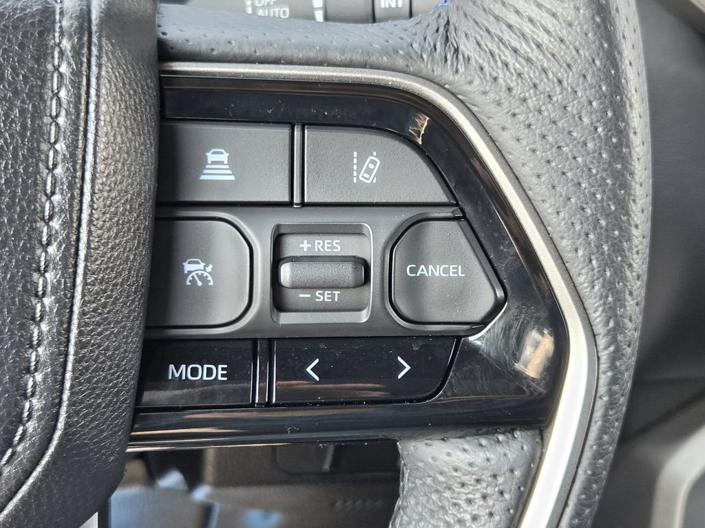 Used 2026 Toyota Sequoia Platinum AWD/4WD image 23