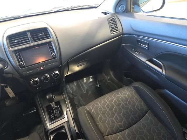 Used 2025 Mitsubishi Outlander Sport ES AWD/4WD image 20