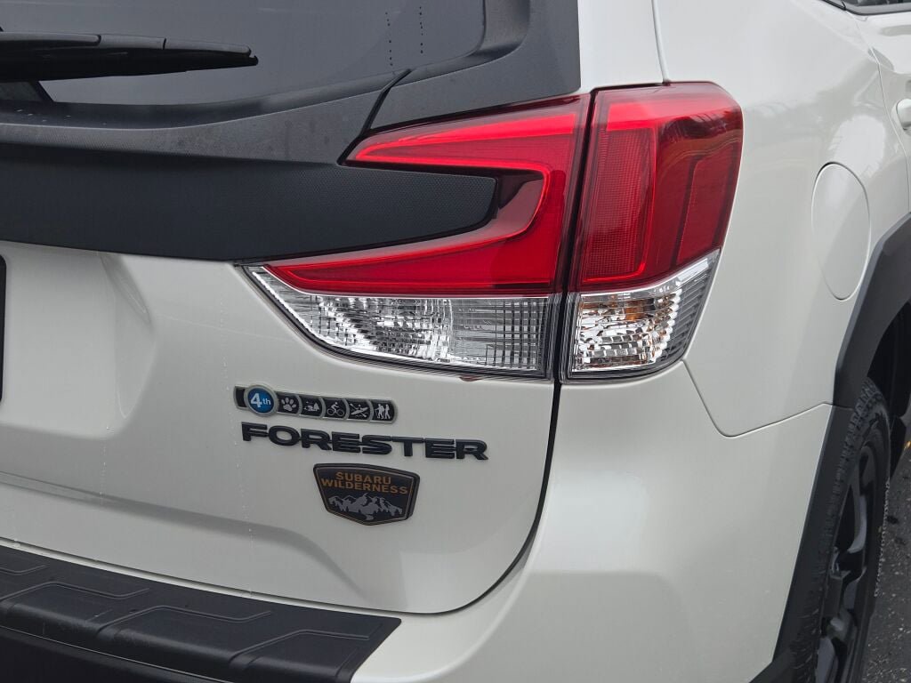 Certified 2022 Subaru Forester Wilderness AWD/4WD image 11