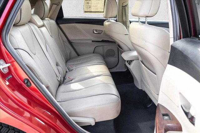 Used 2011 Toyota Venza AWD w/ Premium Pkg #2 image 24