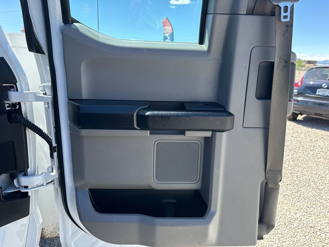 Used 2017 Ford F250 XL w/ Power Equipment Group AWD/4WD image 25