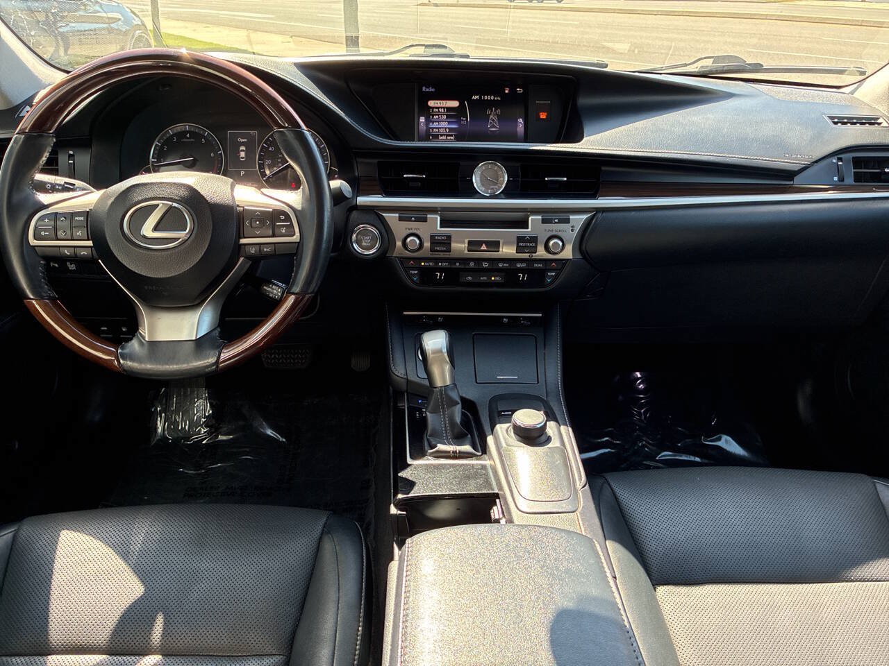 Used 2017 Lexus ES 350 FWD image 9