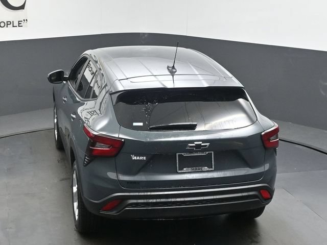 New 2026 Chevrolet Trax LS w/ LS Convenience Package FWD image 35
