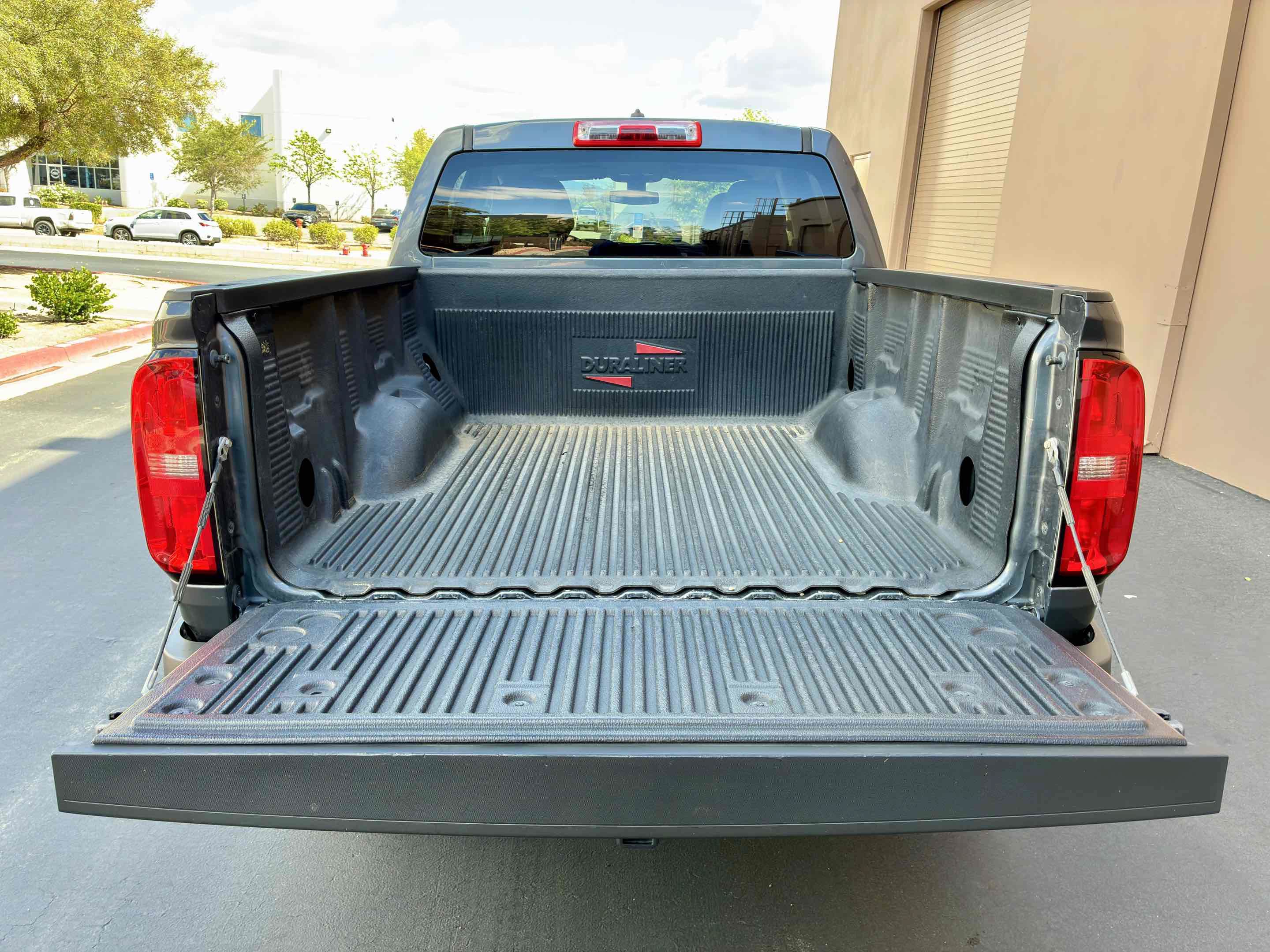 Used 2017 Chevrolet Colorado W/T w/ WT Convenience Package AWD/4WD image 45
