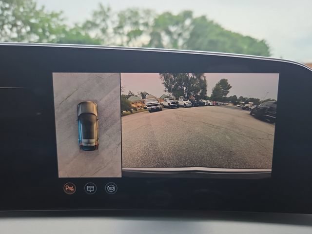 Certified 2024 Cadillac Lyriq Luxury w/ LPO, Floor Liner Package AWD/4WD image 29