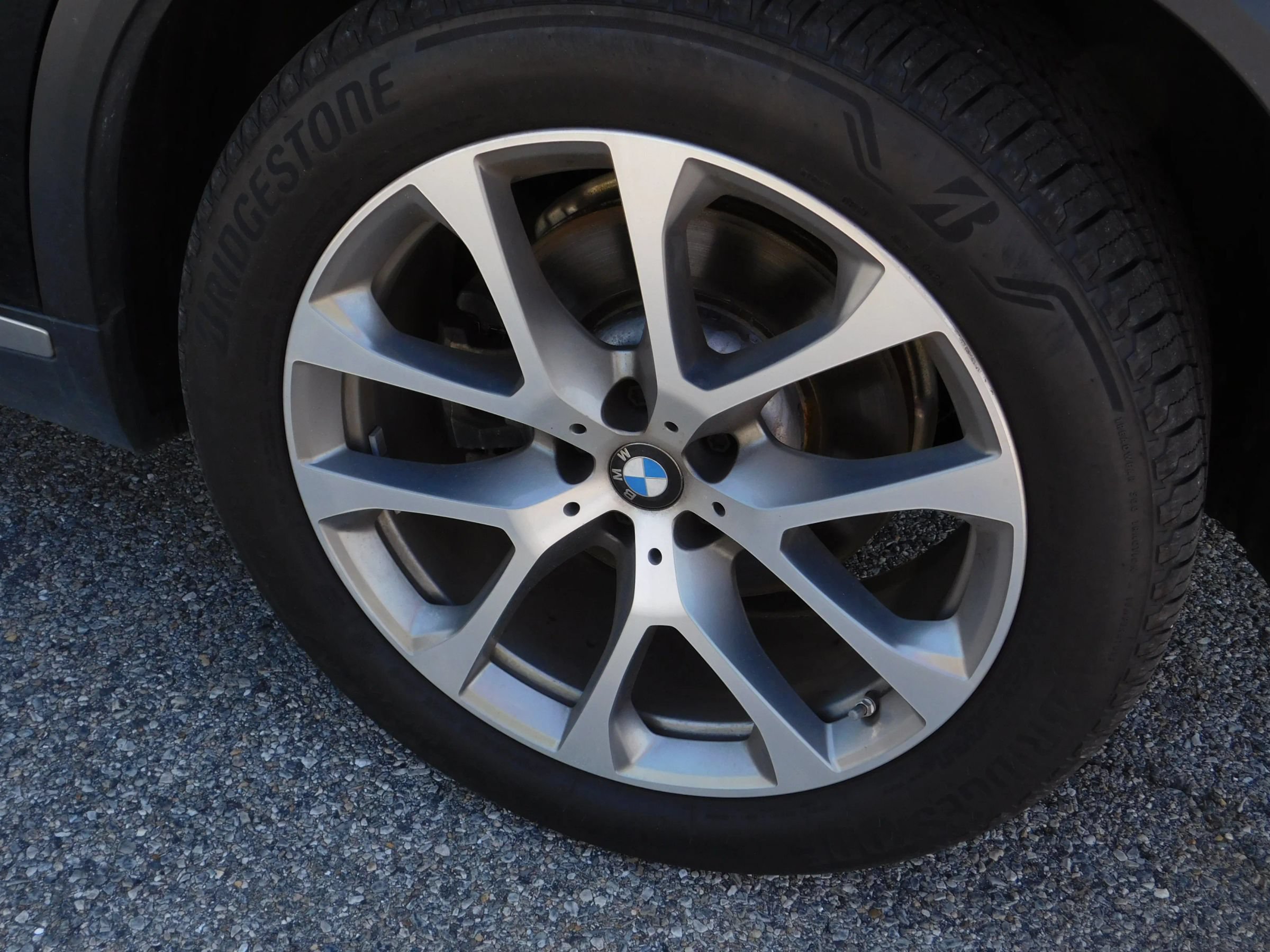 Used 2019 BMW X5 xDrive40i w/ Premium Package 2 AWD/4WD image 11