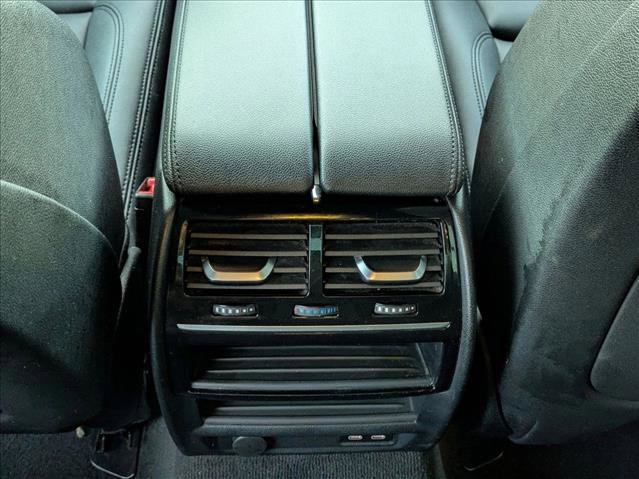 Used 2020 BMW 530e image 19