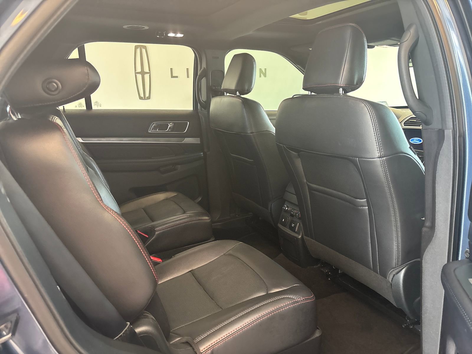 Certified 2019 Ford Explorer Sport w/ Equipment Group 401A AWD/4WD image 8